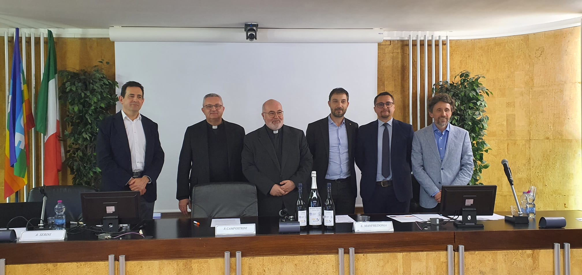 Giornata importante celebrata presso la sede delle Acli, in cui si é firmato un protocollo di collaborazione tra Acli e ConAdoa. Alla presen…